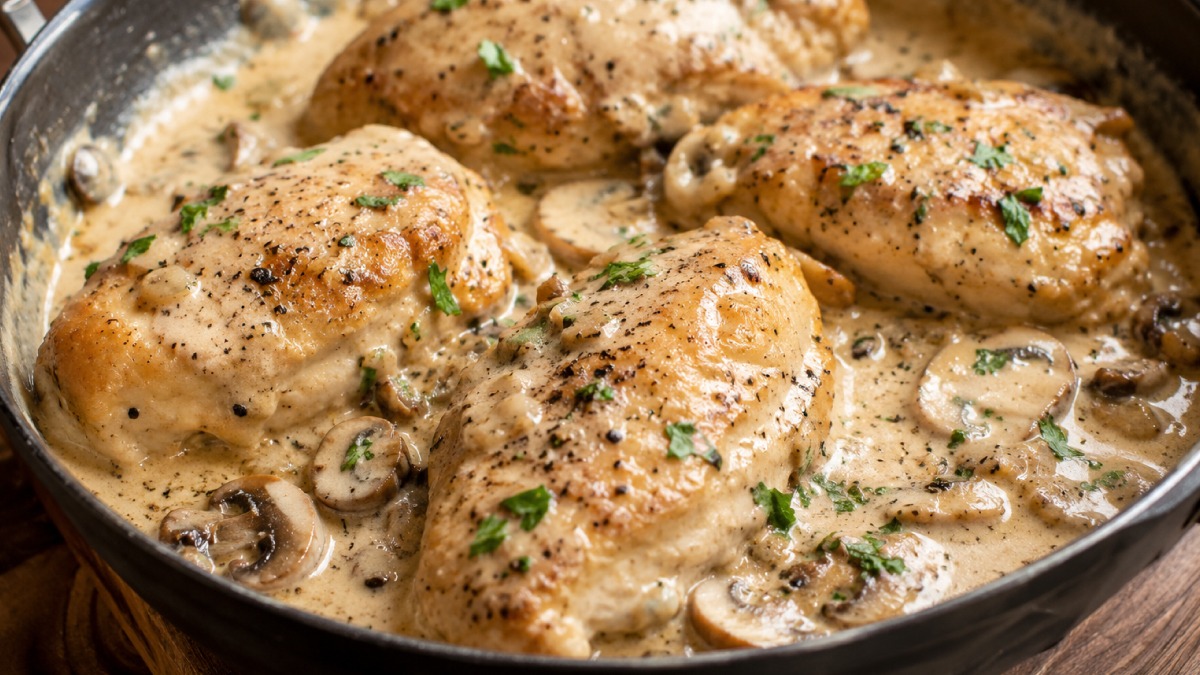 Poulet crémeux au Poivre Sauvage Voatsiperifery de Madagascar